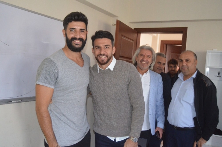 Fenerbahçeli İsmail Köybaşı, Memleketinde Hasret Giderdi