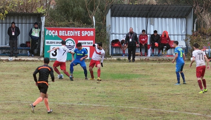 Foça Belediyespor Liderlik Koltuğuna Oturdu