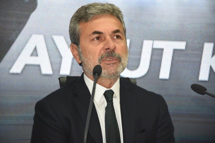 Aykut Kocaman Resmen Konyaspor’da