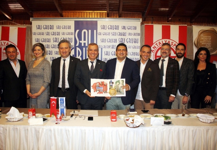 Antalyaspor Başkanı Öztürk: “Kulüp Kültürünü Geliştireceğiz”