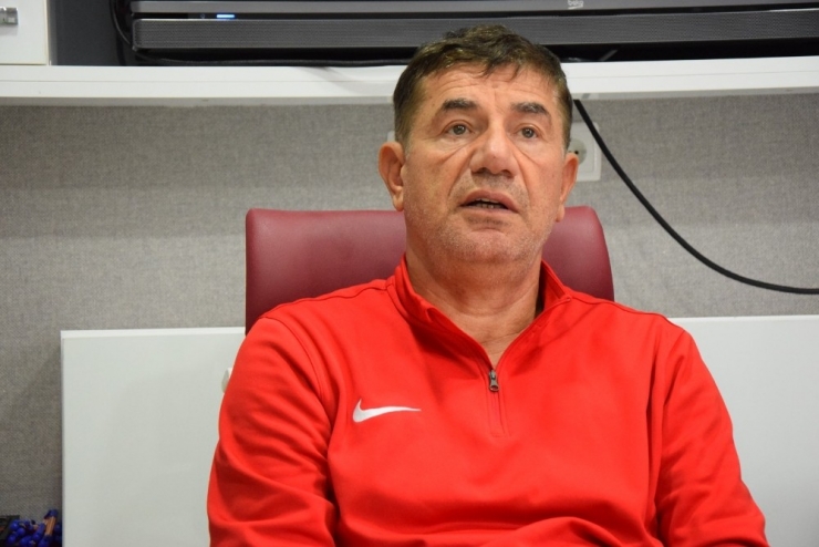 Giray Bulak: "Karabük Karşısında Dikkatli Olmak Zorundayız"