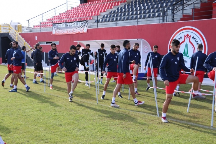 Karaköprü Belediyespor Velimeşe’ye Hazırlanıyor