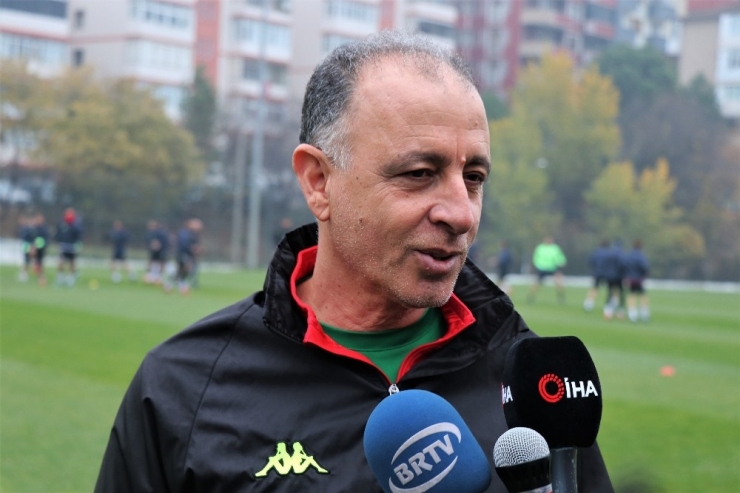 Taner Öcal: “Gol Atan Bir Takım Oluşturmak İstiyorum”