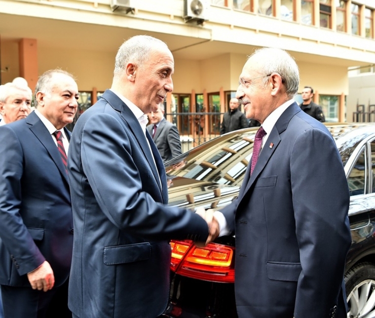 Kılıçdaroğlu’ndan Türk-iş’e Ziyaret