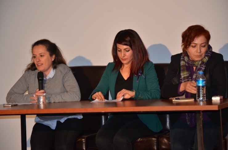 Hakkari’de "Kadın Ve Toplum" Semineri