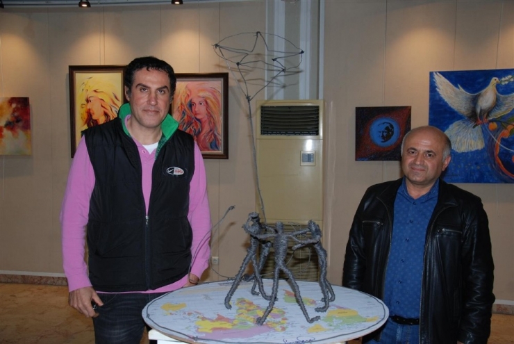 Heykeltıraş Savaş İlhan’dan İlk Sergi