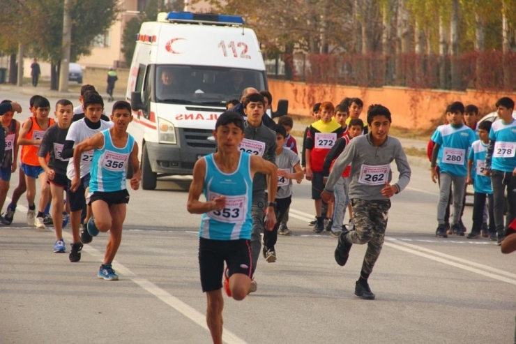 Kros İl Birinciliği Müsabakaları Yapıldı