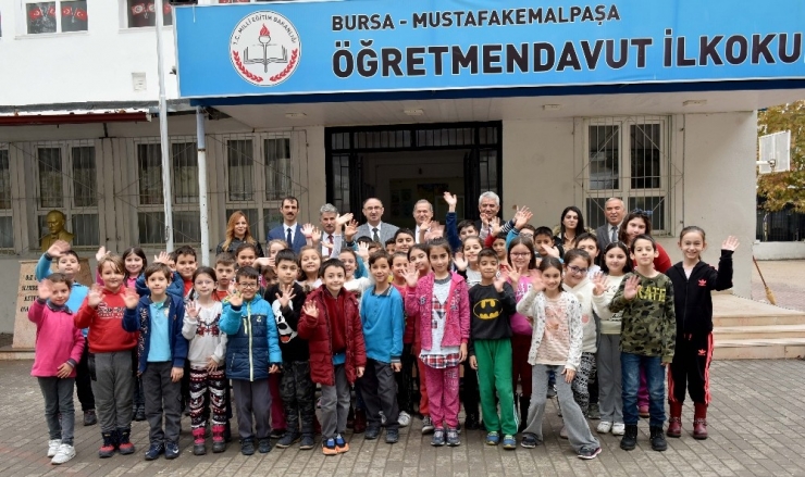 12 Bin Öğrenciye Eğitim Desteği