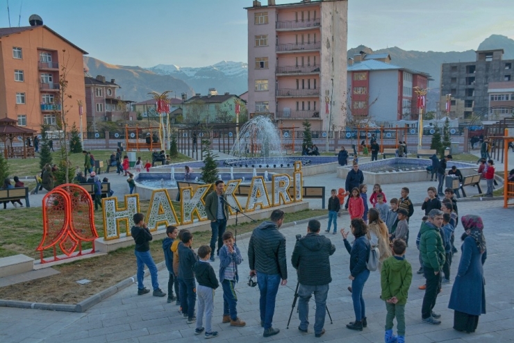 Hakkari, İstanbul Ve İzmir Gibi Bir Kent