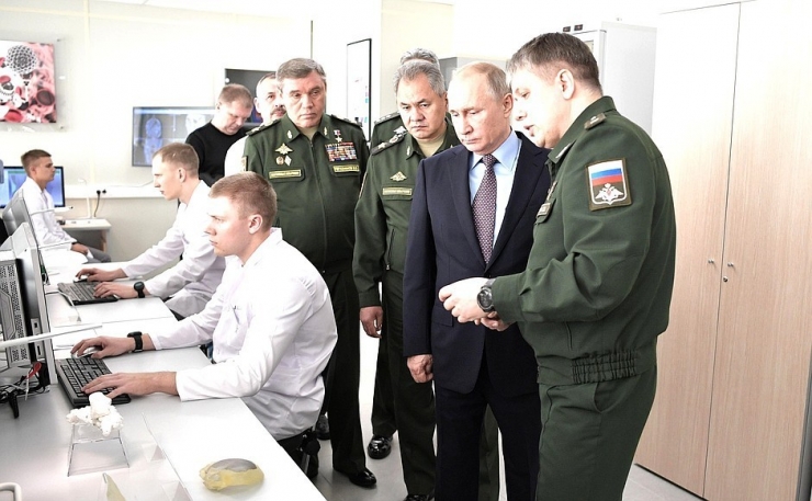 Putin’den ’Füzeleri Geliştirin’ Talimatı