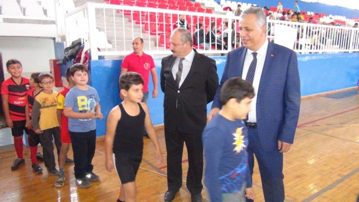 Silifke’de 1590 Öğrenci Türk Sporunun Geleceği Olmak İçin Çalışıyor