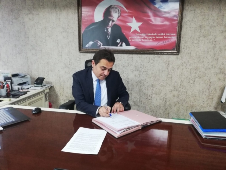 Ünye’de Başkan Yardımcısı İstifa Etti