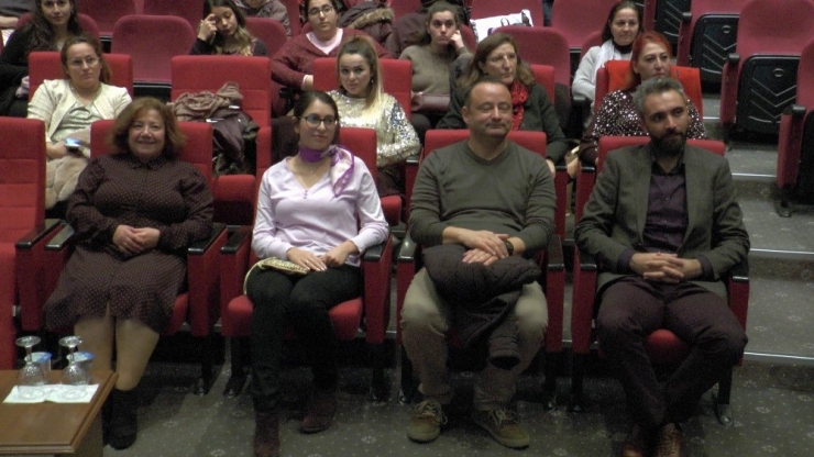 Dr. Öğr. Üyesi Ahmet Erdem: “ Dijital Dünyalar Vasıtasıyla İlişkiler Daha Kolay Ve Rahattır”