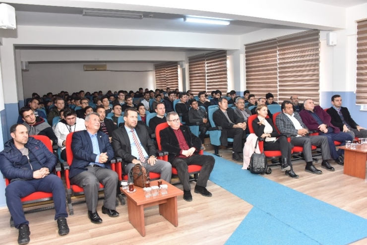 Bozüyük’te ’Teknolojik Kurtuluş Savaşı’na Var Mısınız?’ Konferansı