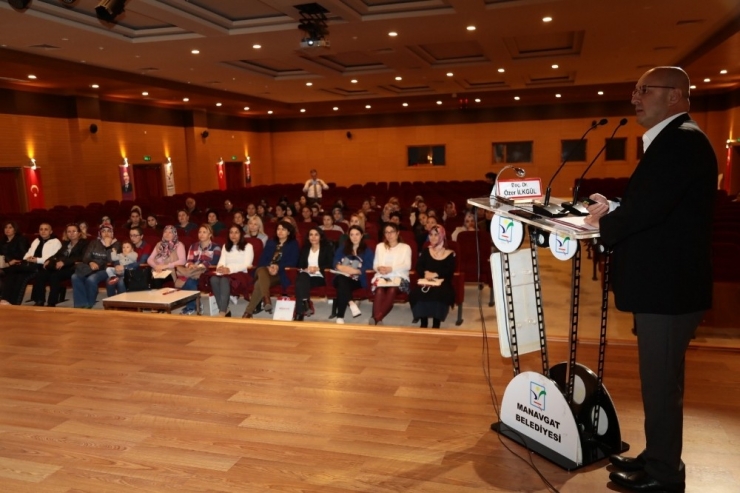 ‘Meme Sağlığı’ Kadınlara Anlatıldı