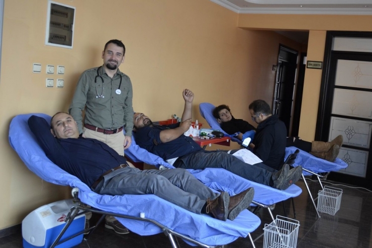 Salihli Ticaret Borsası’ndan Kan Bağışı