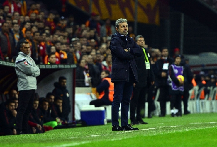 Spor Toto Süper Lig: Galatasaray: 0 - Atiker Konyaspor: 0 (İlk Yarı)