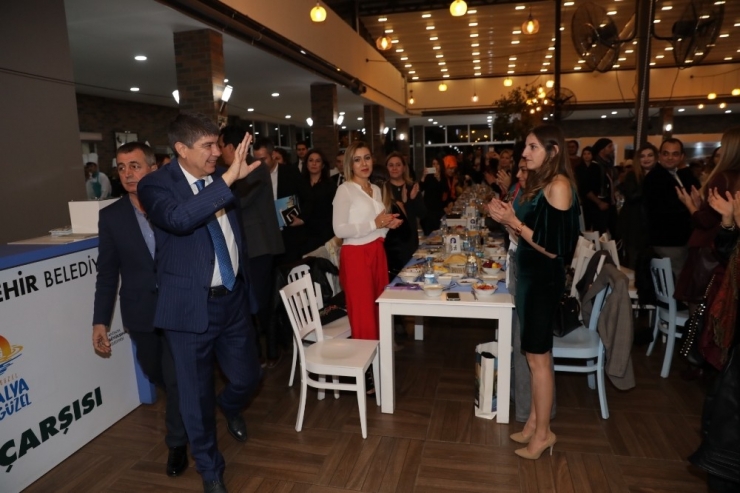 Büyükşehir’den Öğretmenler Günü Kutlaması