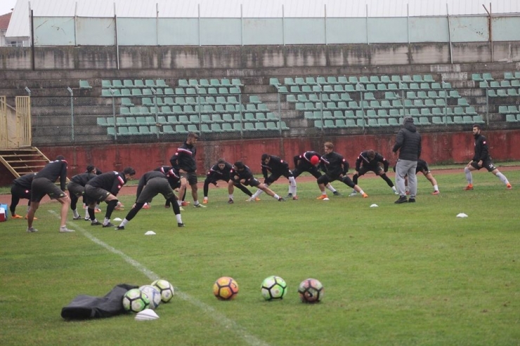 Kadıköyspor, Çiğli Maçının Hazırlıklarını Tamamladı