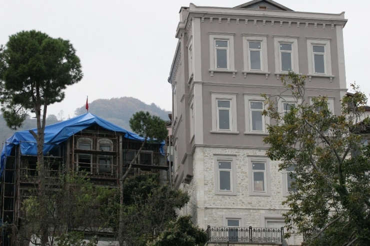 Asırlık Tarih Canlanıyor