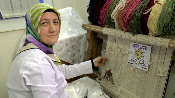 Tarihi Halı Motifleri Gün Yüzüne Çıkarılıyor