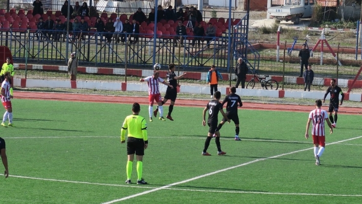 Foça’nın Liderliği Devam Ediyor