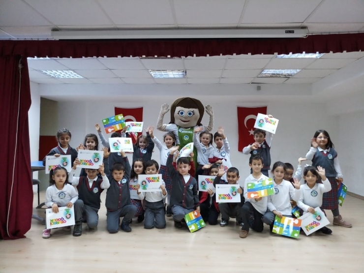 Minik Öğrenciler Tomurcukla Bilinçleniyor