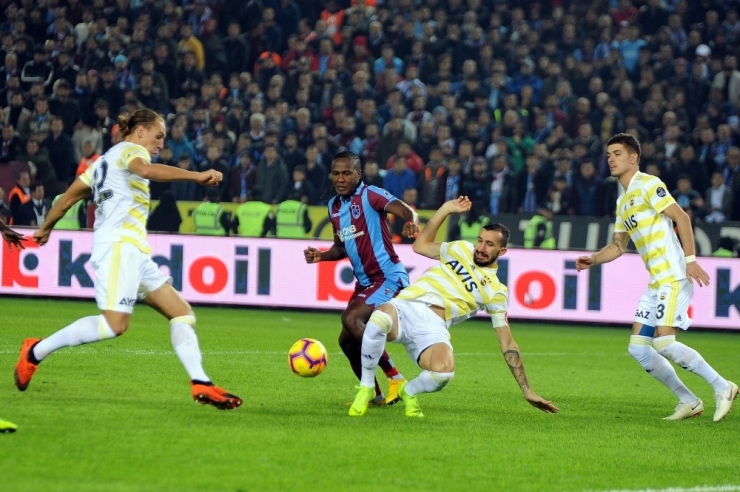 Spor Toto Süper Lig: Trabzonspor: 2 - Fenerbahçe: 1 (Maç Sonucu)