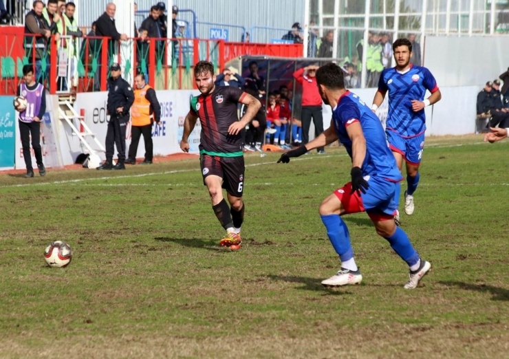 Tff 3. Lig: Diyarbekirspor: 1 - Ankara Adliyespor: 1