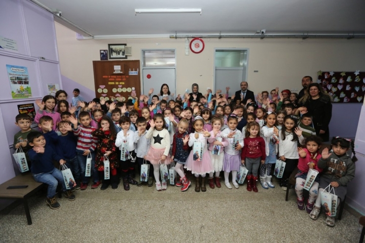 Çocuklara Tiyatrolu Hijyen Eğitimi