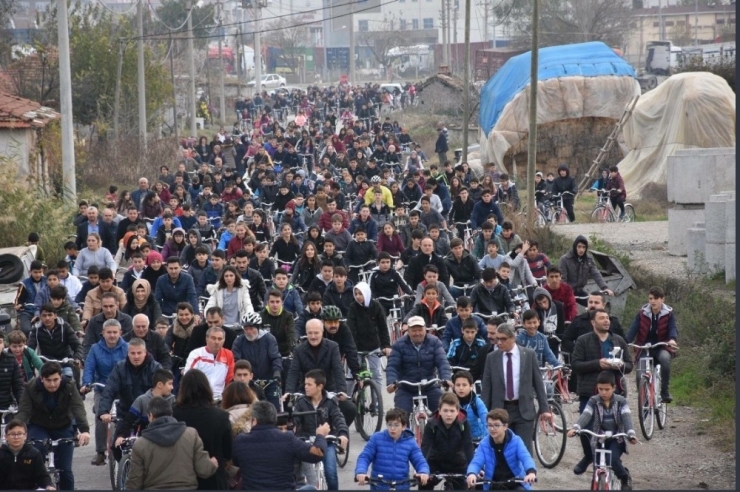 Bigadiç’te Pedallar Sağlık İçin Çevrildi