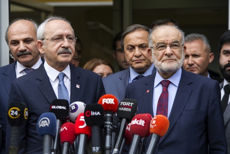 Kılıçdaroğlu, Karamollaoğlu İle Görüştü