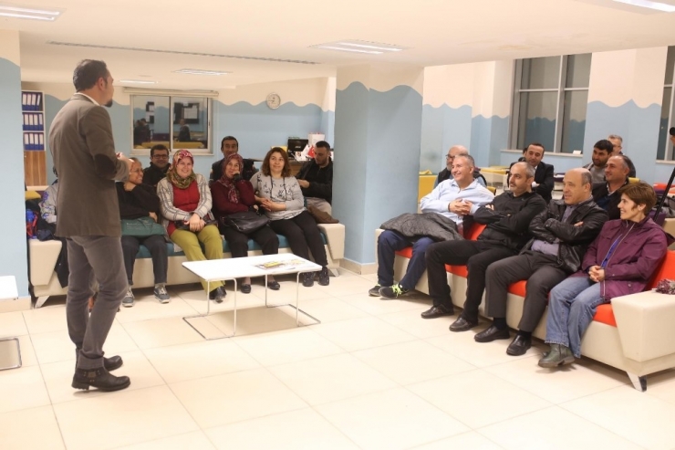 Kepez’in Sporcularına Eğitim Semineri