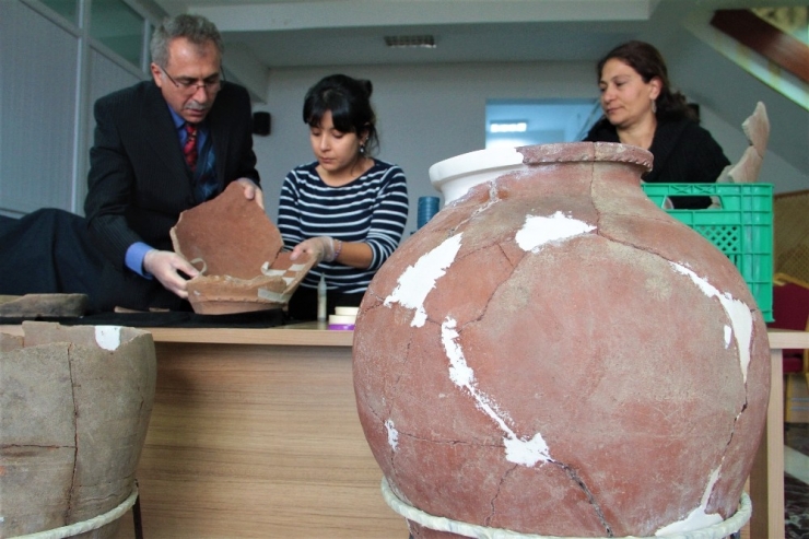 Harput’tan Çıkan Tarihi Eserler ‘Puzzle’ Gibi Birleştiriliyor