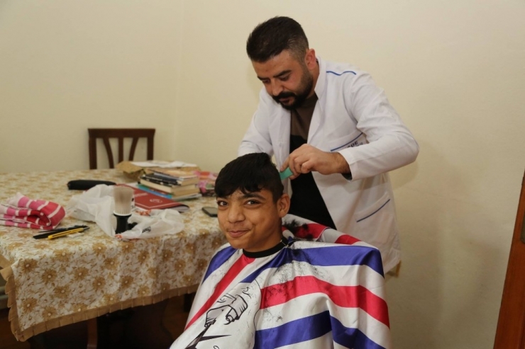 Engelli, Hasta Ve Yaşlılara Evde Ücretsiz Berber Hizmeti