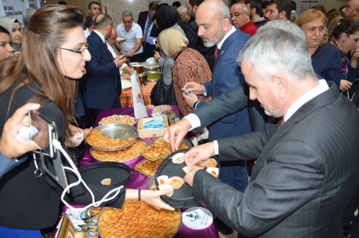 Tescilli Sivrihisar Muska Baklavası Kapış Kapış Tüketildi