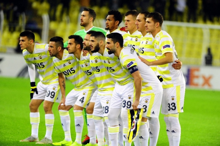 Uefa Avrupa Ligi: Fenerbahçe: 0 - Dinamo Zagreb: 0 (Maç Devam Ediyor)