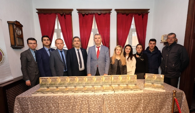 Afyonkarahisar Belediyesi Kültür Yayınlarına Bir Yenisini Daha Ekledi