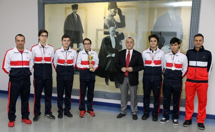 Sanko Okulları Masa Tenisi Takımı İl İkincisi Oldu