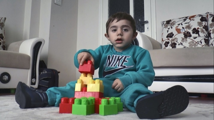 ’Ömer Bebek Yaşasın’ Diye İlik Nakli Bekleniyor