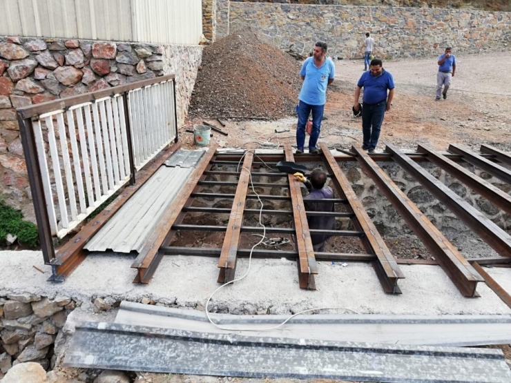 Körfez Belediyesi Çevre Çalışmalarında Hız Kesmiyor