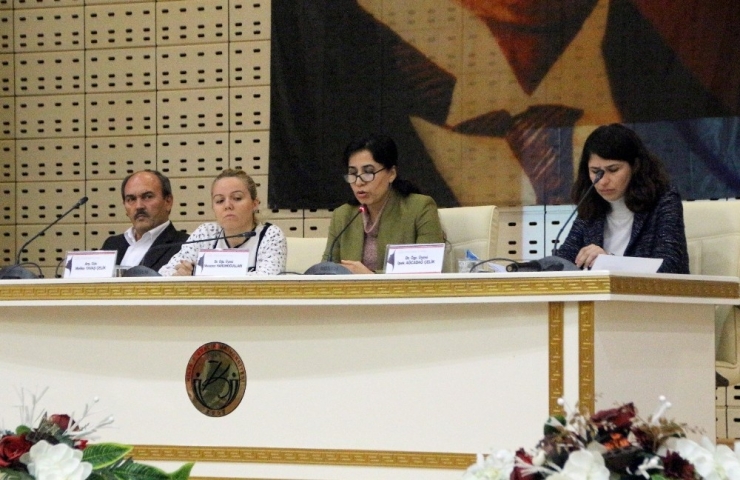 Kilis’te Kadına Şiddet Paneli