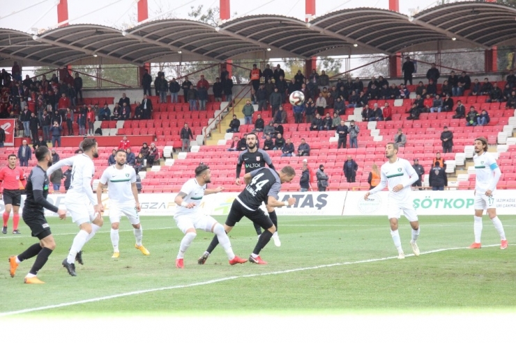 Spor Toto 1. Lig: Balıkesirspor Baltok: 0 - Denizlispor: 0