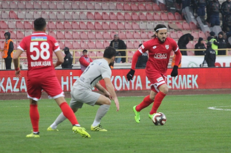 Spor Toto 1. Lig: Boluspor: 2 - Adana Demirspor: 3