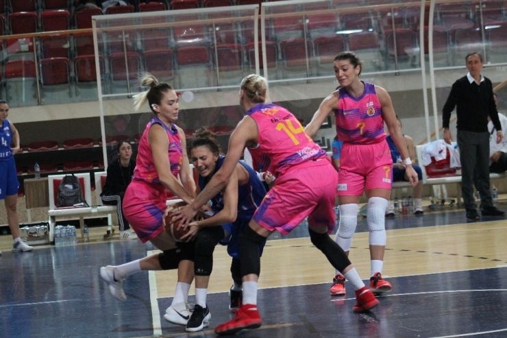 Türkiye Kadınlar Basketbol Ligi: Yalova Vıp: 71 - A Koleji: 81