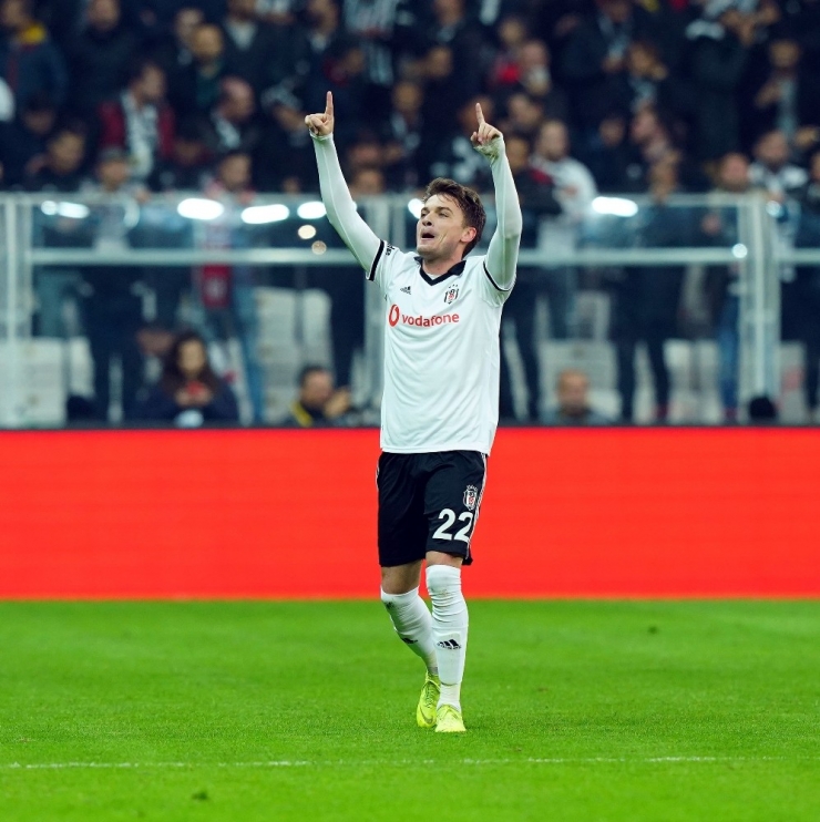 Duran Toplar Ljajic’in