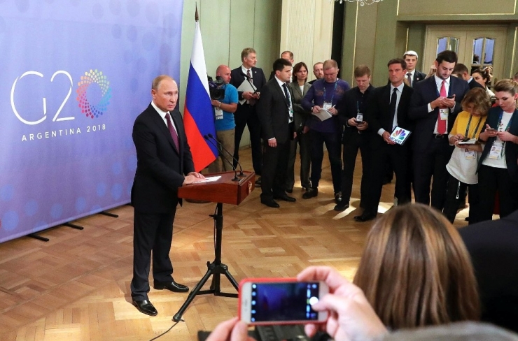 Putin: “Trump’la Ukrayna Krizini Görüştük”