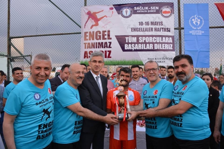 Sağlık Sen Antalya Şube Başkanı Sinan Kuluöztürk: