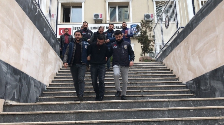 Matkap Uçları İle Kuyumcu Soyan Gasp Çetesi Kıskıvrak Yakalandı