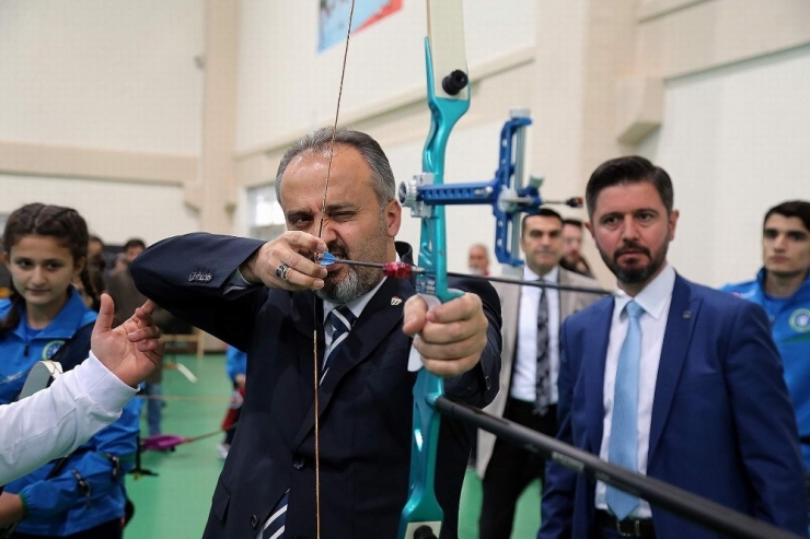 Başkan Aktaş, Hedefe Kilitlendi